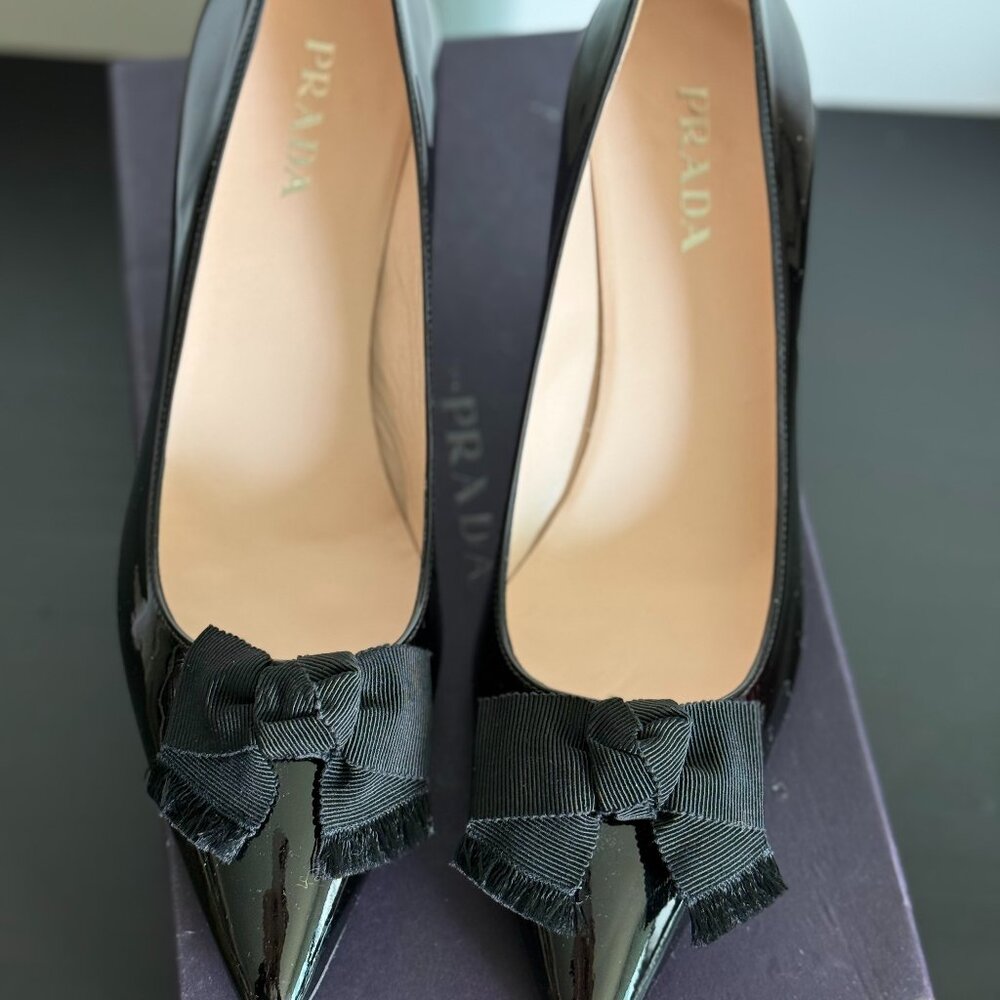prada heels